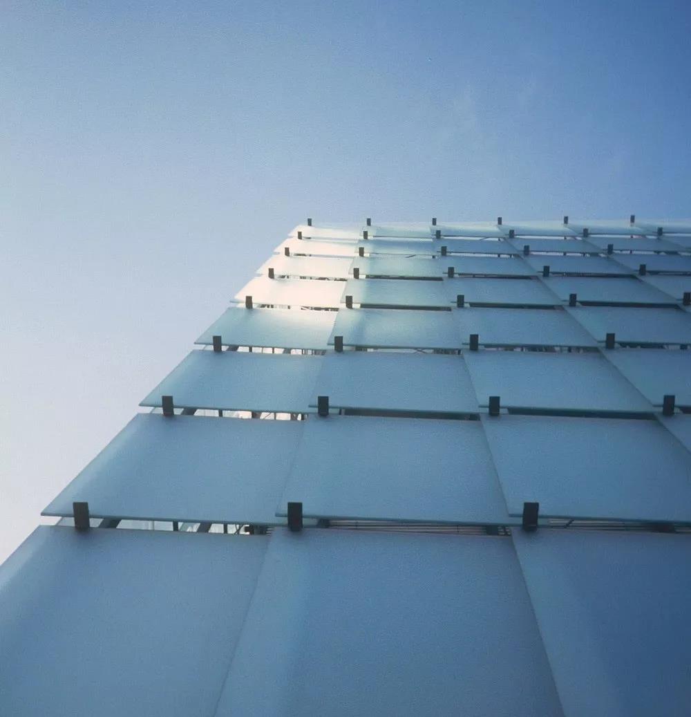 彼得·卒姆托尔 (Peter Zumthor )设计的奥地利布雷根茨美术馆1.jpg
