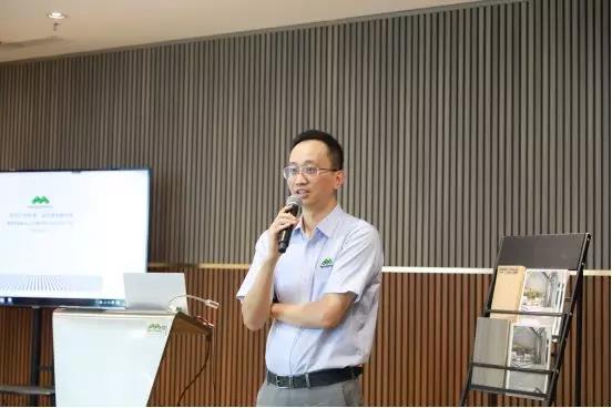 总经理演讲.jpg