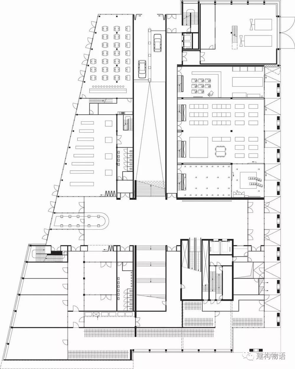 建筑首层平面图.jpg