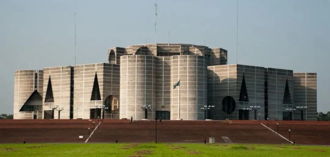 孟加拉国国民议会大厦3.jpg