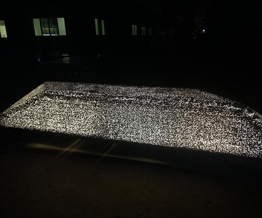旭辉江山清林半透光混凝土景观坐凳