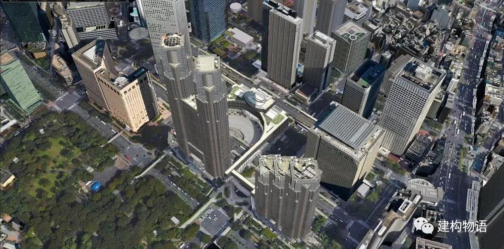 谷歌地球里的市政厅及广场0.jpg