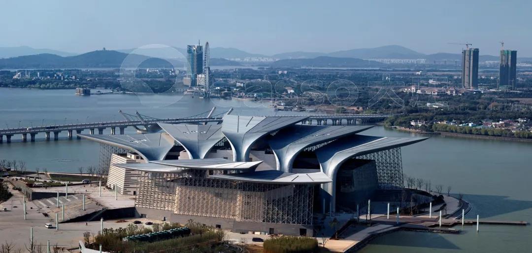 1595227174727038152.jpg 无锡大剧院.jpg