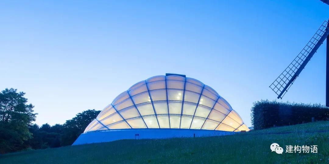 气囊作为建筑外围护材料的丹麦Aarhus大学植物园的可持续温室.jpg