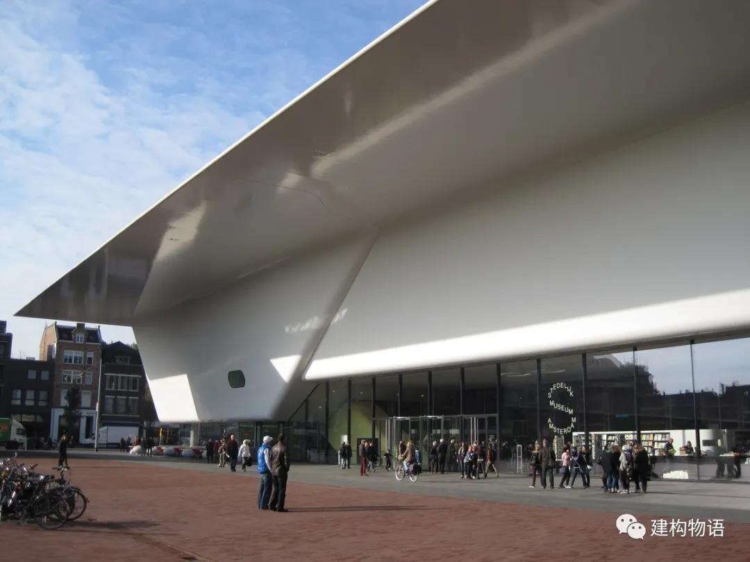 荷兰阿姆斯特丹市立博物馆扩建部分（2012）2.jpg