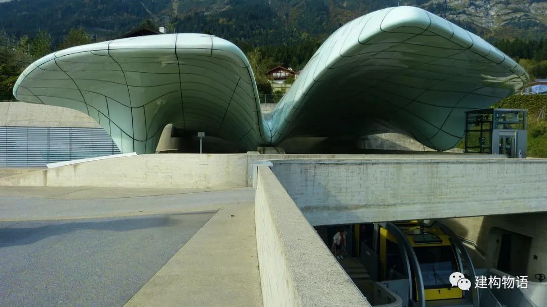 奥地利Innsbruck nordpark电缆火车站（2007）1.jpg