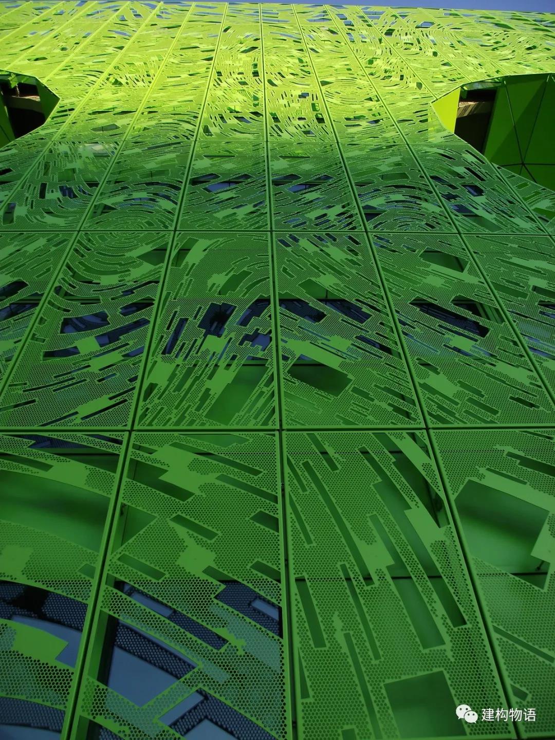 绿色穿孔铝板表皮细节.jpg