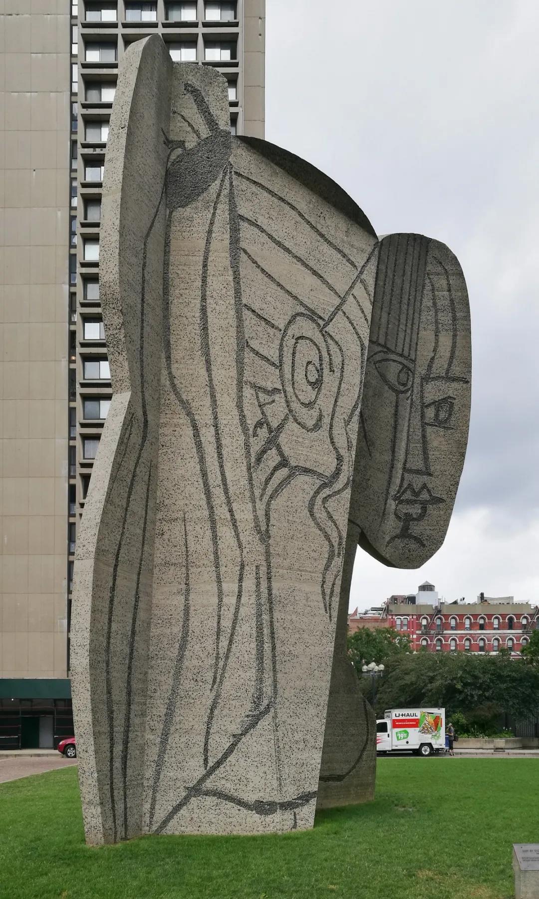毕加索雕塑——“希薇特半身像”.jpg